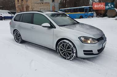 Универсал Volkswagen Golf 2015 в Киеве