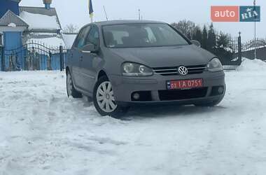 Хэтчбек Volkswagen Golf 2008 в Горохове