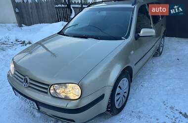 Универсал Volkswagen Golf 2002 в Борщеве