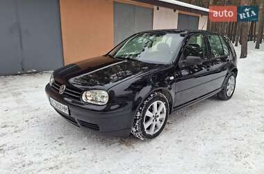 Хэтчбек Volkswagen Golf 2002 в Славуте