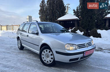 Универсал Volkswagen Golf 2002 в Львове