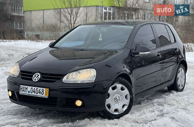 Хэтчбек Volkswagen Golf 2008 в Ровно