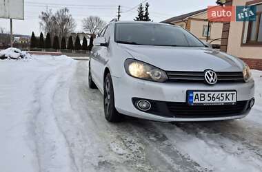 Универсал Volkswagen Golf 2010 в Тростянце