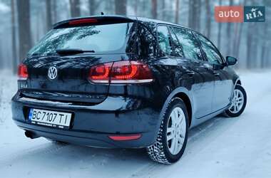 Хэтчбек Volkswagen Golf 2009 в Жовкве