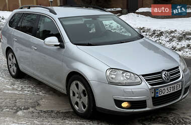 Универсал Volkswagen Golf 2009 в Киеве