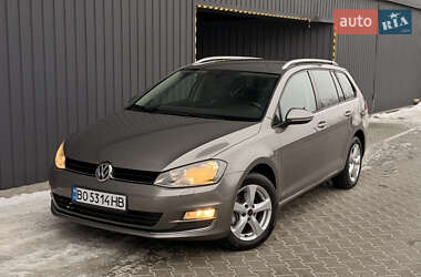 Універсал Volkswagen Golf 2017 в Тернополі