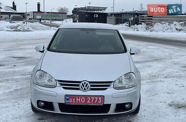 Хетчбек Volkswagen Golf 2008 в Сарнах