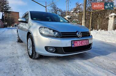 Хэтчбек Volkswagen Golf 2009 в Конотопе