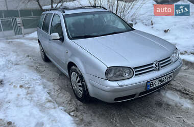 Универсал Volkswagen Golf 2001 в Львове