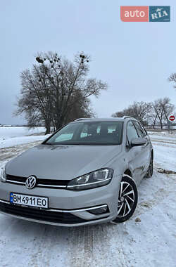 Универсал Volkswagen Golf 2018 в Ромнах