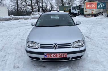 Хэтчбек Volkswagen Golf 2002 в Бучаче