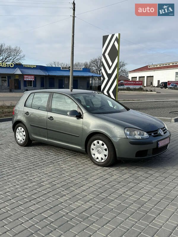 Volkswagen Golf 2005