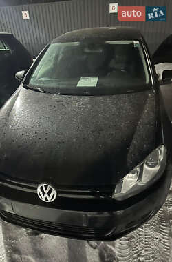 Хэтчбек Volkswagen Golf 2009 в Луцке