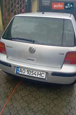 Хетчбек Volkswagen Golf 1998 в Ужгороді