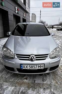 Хэтчбек Volkswagen Golf 2005 в Харькове