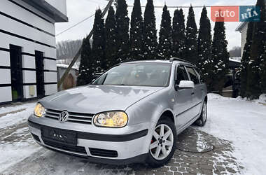 Універсал Volkswagen Golf 2002 в Львові
