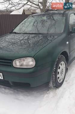Хэтчбек Volkswagen Golf 2003 в Хмельницком