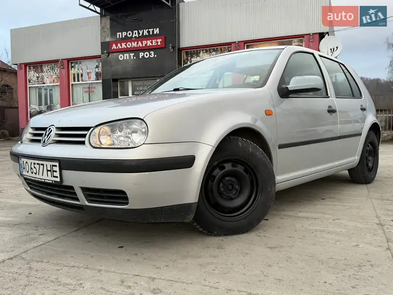 Volkswagen Golf