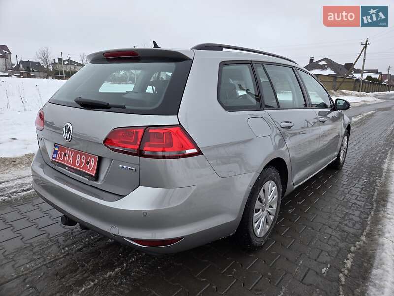 Универсал Volkswagen Golf 2015 в Луцке