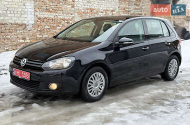Хетчбек Volkswagen Golf 2009 в Луцьку