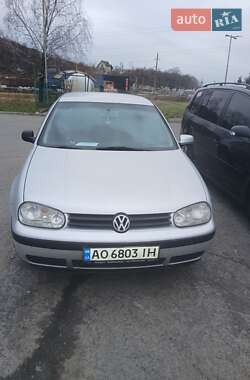 Хэтчбек Volkswagen Golf 2001 в Мукачево