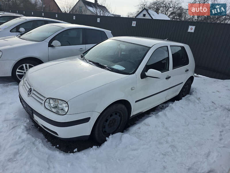 Volkswagen Golf 2001