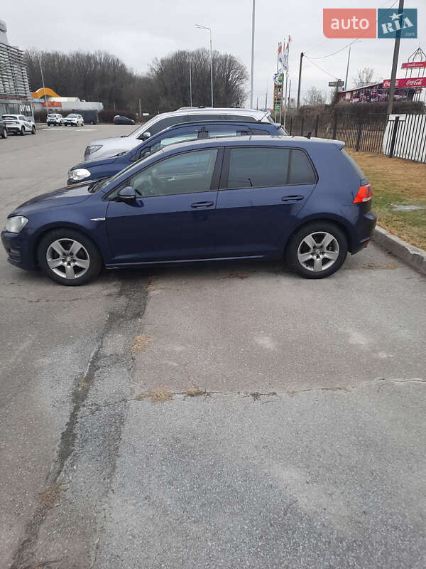 Хэтчбек Volkswagen Golf 2013 в Полтаве