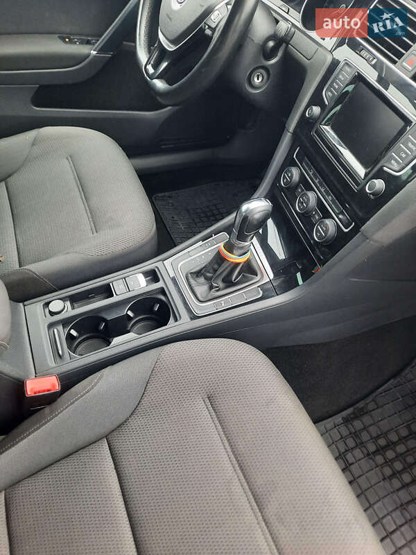 Хэтчбек Volkswagen Golf 2013 в Полтаве