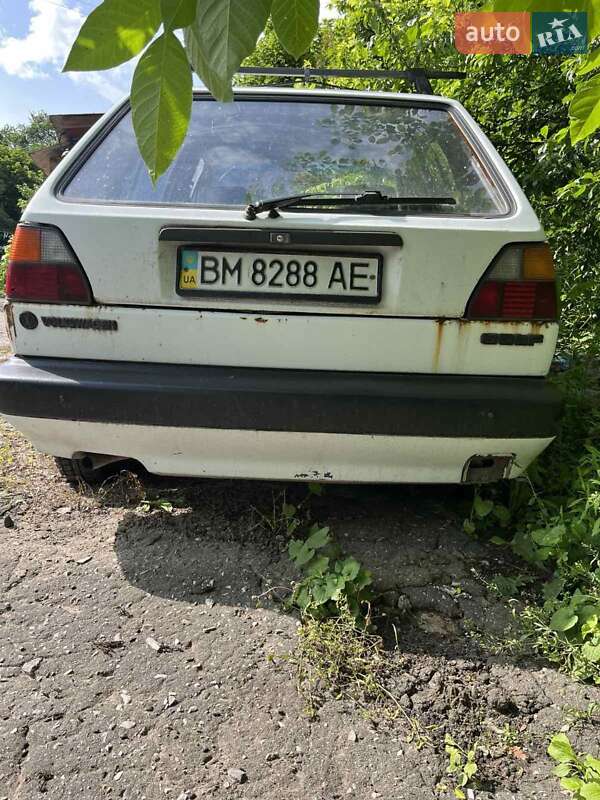 Хэтчбек Volkswagen Golf 1987 в Путивле