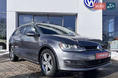 Універсал Volkswagen Golf 2015 в Житомирі