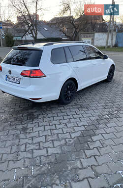 Универсал Volkswagen Golf 2015 в Черноморске