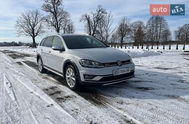 Універсал Volkswagen Golf 2018 в Львові