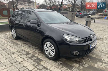 Универсал Volkswagen Golf 2012 в Ужгороде