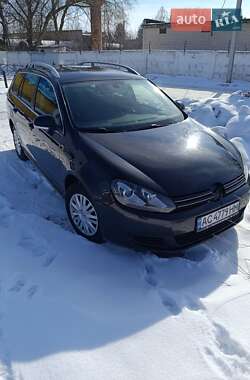Універсал Volkswagen Golf 2012 в Луцьку