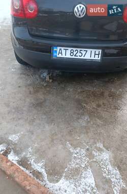 Хэтчбек Volkswagen Golf 2003 в Коломые