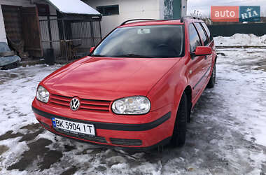Универсал Volkswagen Golf 1999 в Костополе