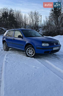Хэтчбек Volkswagen Golf 2000 в Бродах