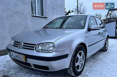 Хетчбек Volkswagen Golf 2002 в Тернополі