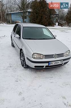 Хетчбек Volkswagen Golf 2003 в Рожнятові