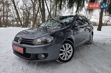 Універсал Volkswagen Golf 2009 в Чернігові