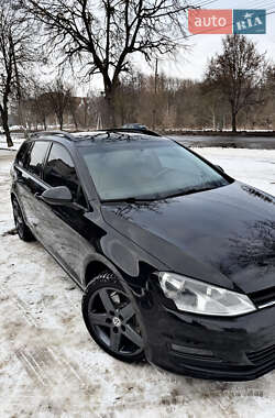 Універсал Volkswagen Golf 2014 в Хмельницькому
