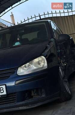 Хэтчбек Volkswagen Golf 2005 в Запорожье