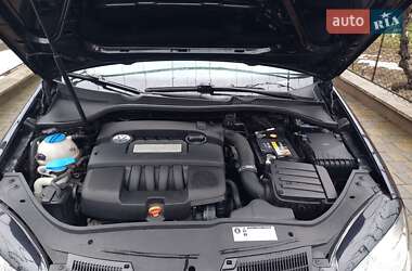 Хетчбек Volkswagen Golf 2007 в Мукачевому