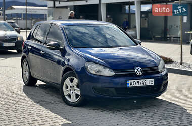 Хэтчбек Volkswagen Golf 2009 в Хусте