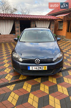 Хэтчбек Volkswagen Golf 2010 в Мукачево