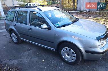 Універсал Volkswagen Golf 2003 в Рогатині
