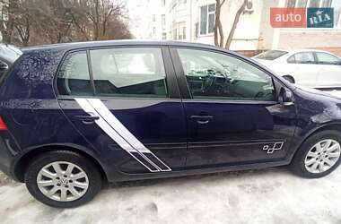 Хетчбек Volkswagen Golf 2006 в Броварах
