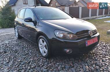 Хэтчбек Volkswagen Golf 2009 в Рудки