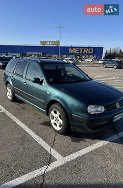 Универсал Volkswagen Golf 2001 в Житомире