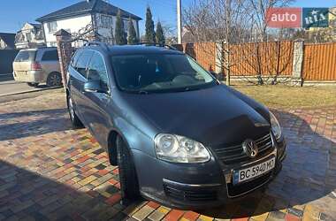 Универсал Volkswagen Golf 2009 в Мостиске